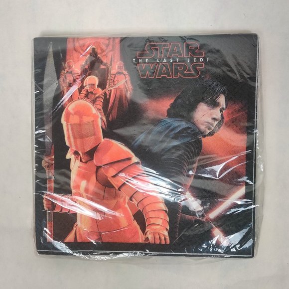 Disney Star Wars The Last Jedi Character Party Plates and Napkins Set - 16 ct - Picture 2 of 5